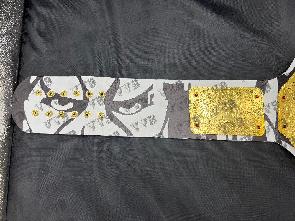 World Heavyweight replica belt