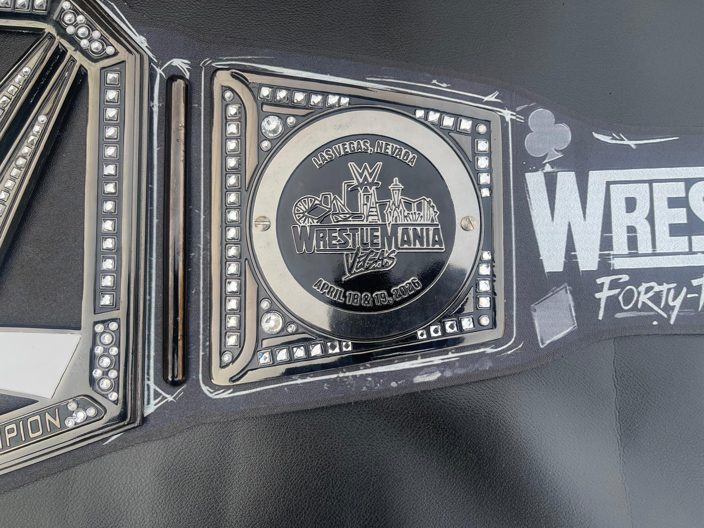 WrestleMania 42 Golden World Championship Belt – 6mm Premium Diecast Wrestling Title | Heavyweight Replica with Bag