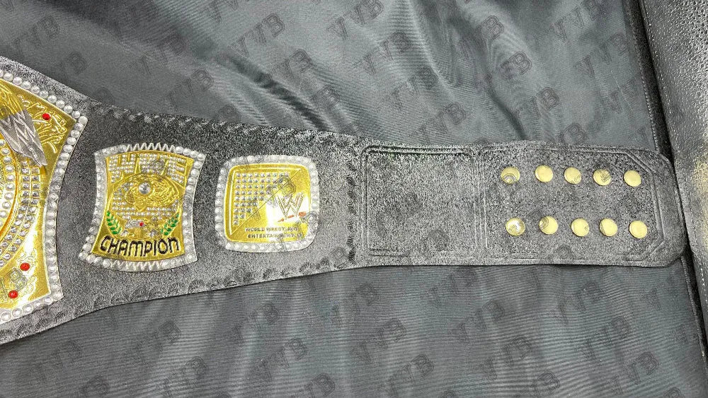New World Heavyweight Wrestling Championship Spinner Belt – Replica Title for Collectors & Fans